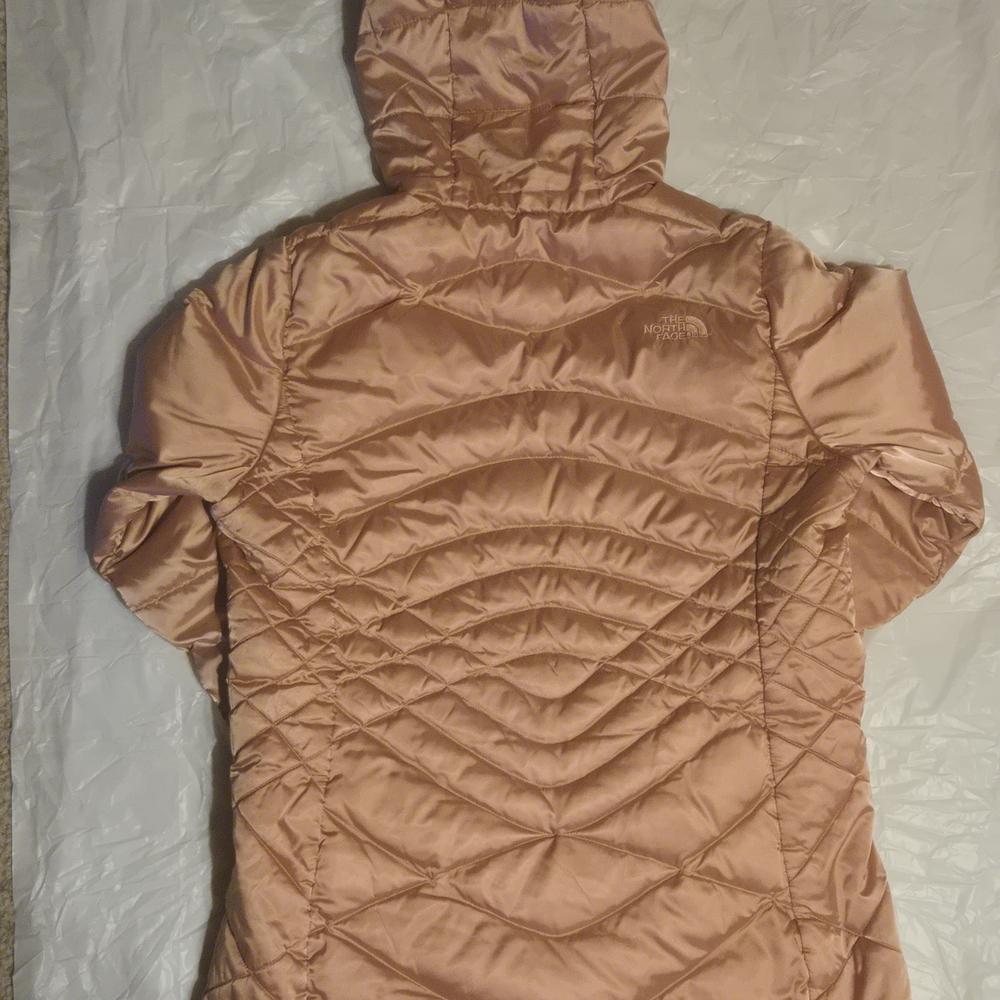 The North Face Women's Peach Quilted Puffer Jacket